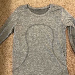 Lululemon Swiftly Tech long sleeve shirt